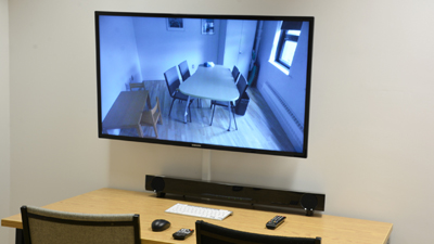 UQAM’s consultation rooms monitored from an observation room with the help of Matrox Monarch HD