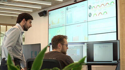 Veolia Netherlands’s smart monitoring center uses a 3x2 Matrox-powered video wall 